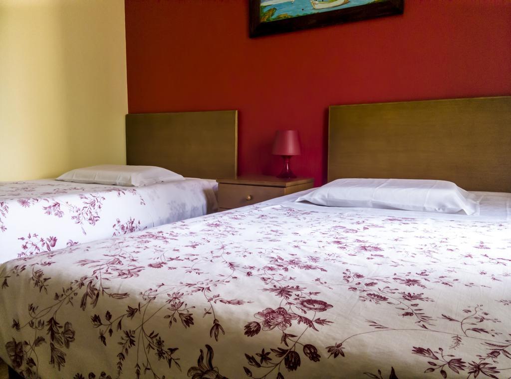 Hotel O Catraio Montijo Chambre photo